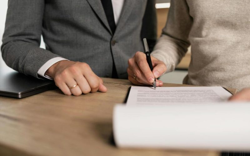 Why United States citizens should get a real estate broker license in Panama